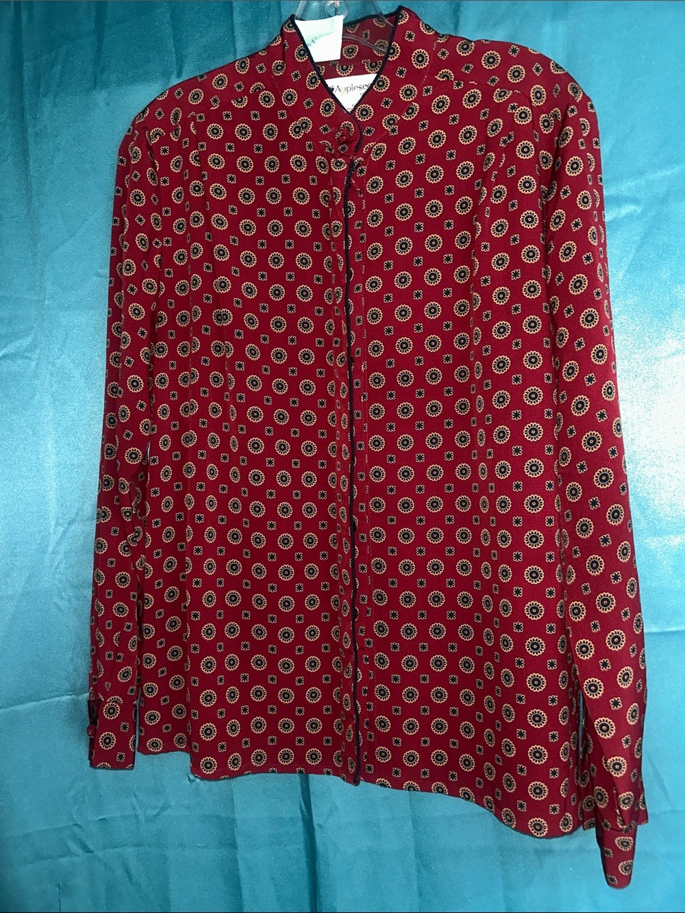 Vintage Appleseed's Burgundy Printed Button-Front Blouse Ptp 20”